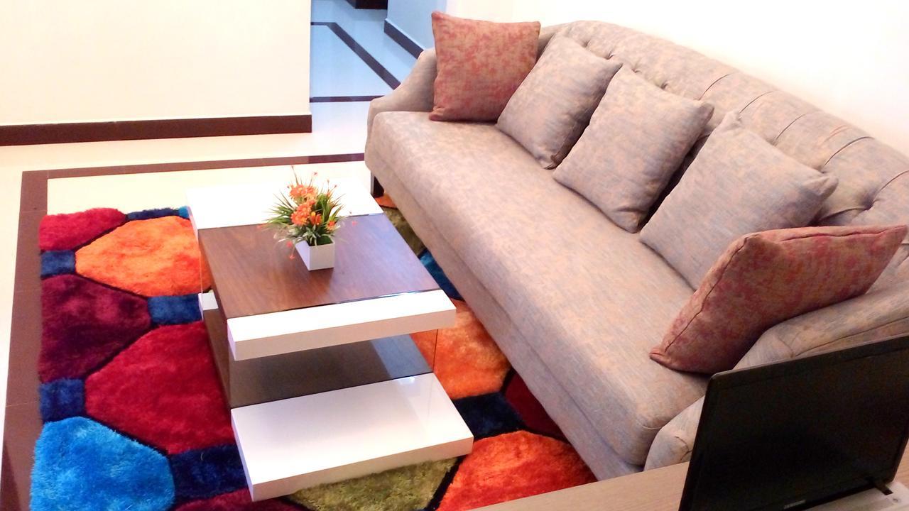 ホテルBluebell Residency カライクディ エクステリア 写真